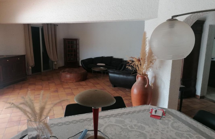 Vente Maison 275m&sup2; 10 pièces Saint Gilles les Bains