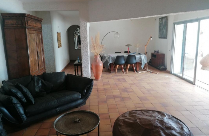 Vente Maison 275m&sup2; 10 pièces Saint Gilles les Bains