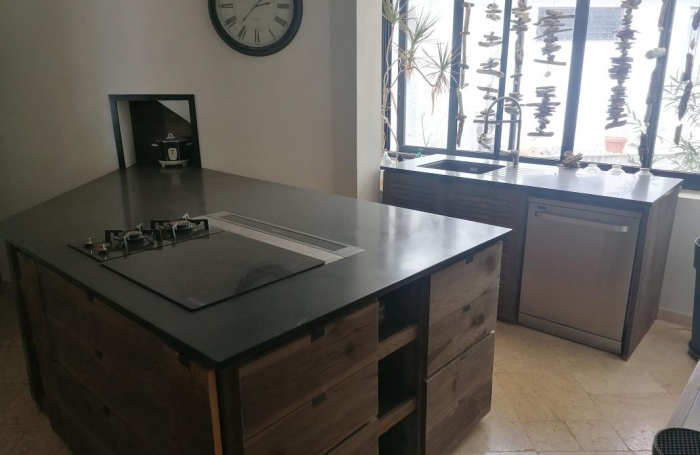 Vente Maison 275m&sup2; 10 pièces Saint Gilles les Bains
