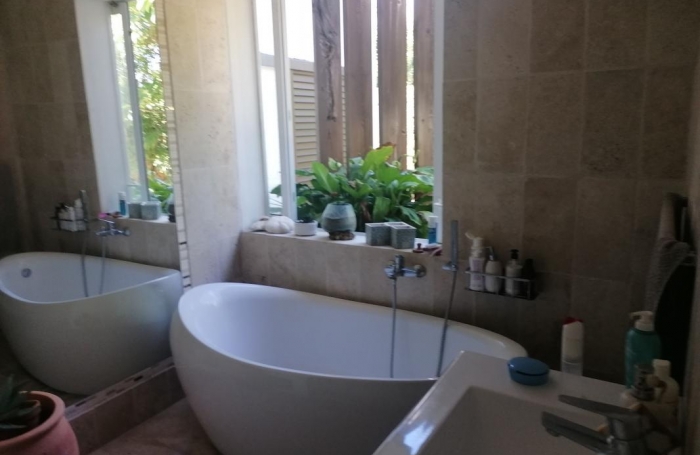 Vente Maison 275m&sup2; 10 pièces Saint Gilles les Bains