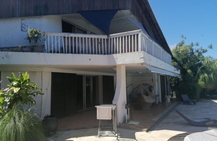 Vente Maison 275m&sup2; 10 pièces Saint Gilles les Bains