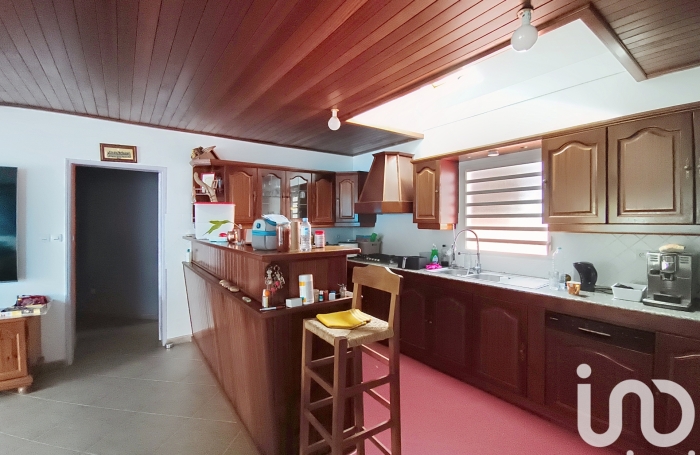 Vente Maison 167m&sup2; 8 pi&#232;ces La Possession