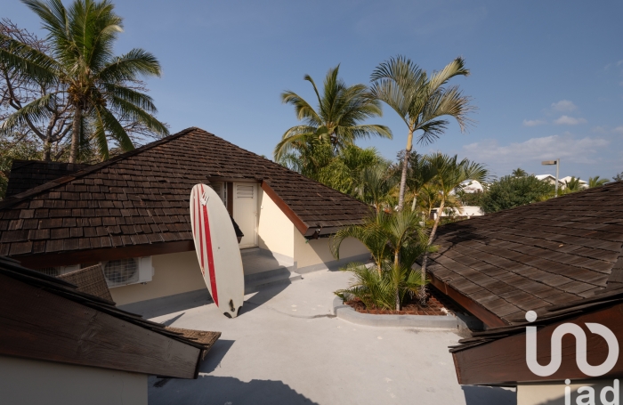 Vente Divers 500m&sup2; 7 pi&#232;ces Saint Gilles les Bains