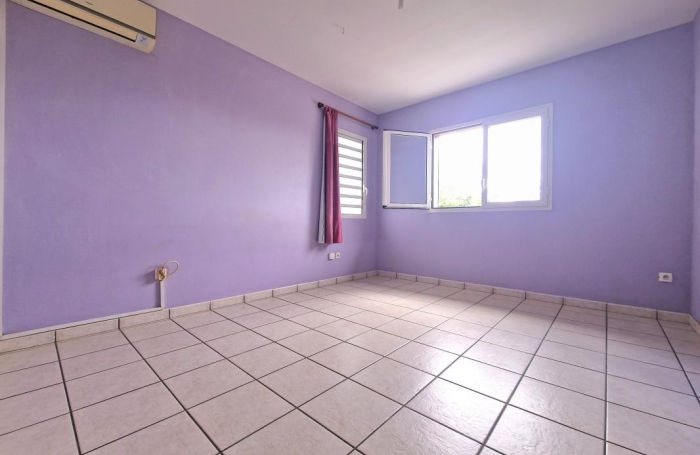 Vente Maison 102.41m&sup2; 5 pi&#232;ces Sainte Suzanne