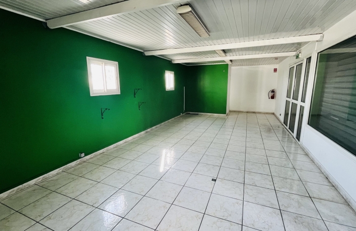 Immeuble 182m2 Le Tampon