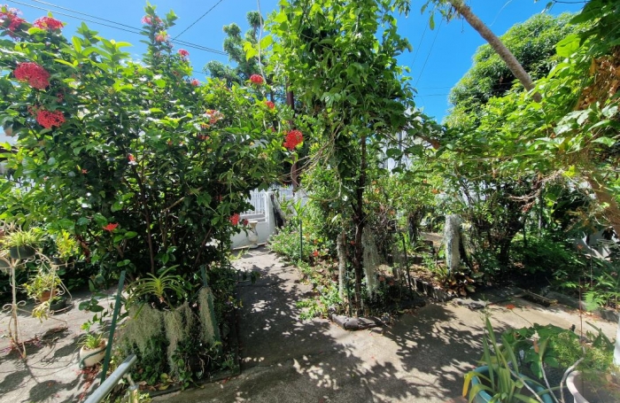 Vente Maison 92.5m&sup2; 6 pièces Saint Denis