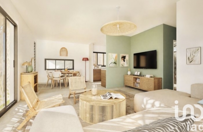 Vente Divers 96m&sup2; 4 pi&#232;ces Saint Gilles les Bains