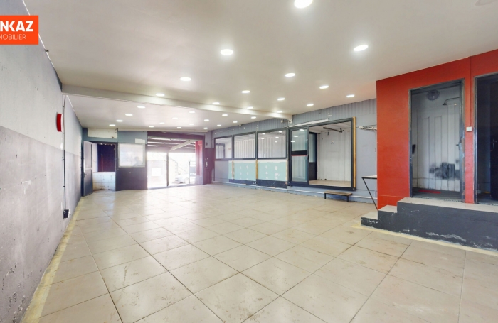 Location Local commercial 120m² 1 pièce Saint-Pierre