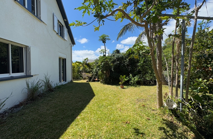 Vente Maison 150.06m&sup2; 5 pi&egrave;ces Sainte Clotilde