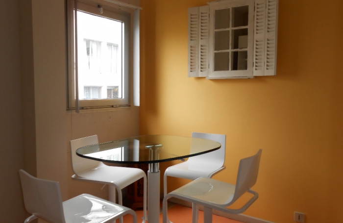 Location Bureaux 111m² 5 pièces Saint Denis