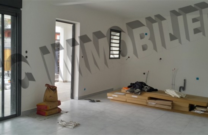 Vente Maison 80m&sup2; 3 pi&egrave;ces Rivi&egrave;re Saint Louis