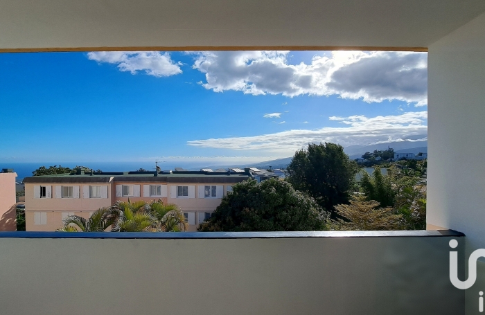 Vente Appartement 57m&sup2; 3 pièces Le Tampon