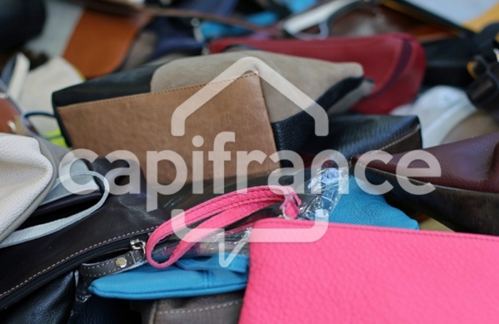 Vente Local commercial 150m&sup2; 2 pi&#232;ces Saint Denis