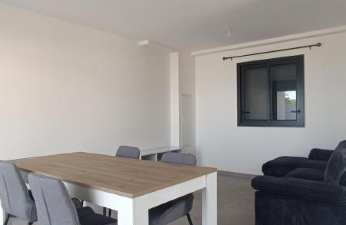 Location Maison 62m&sup2; 3 pi&#232;ces Le Tampon