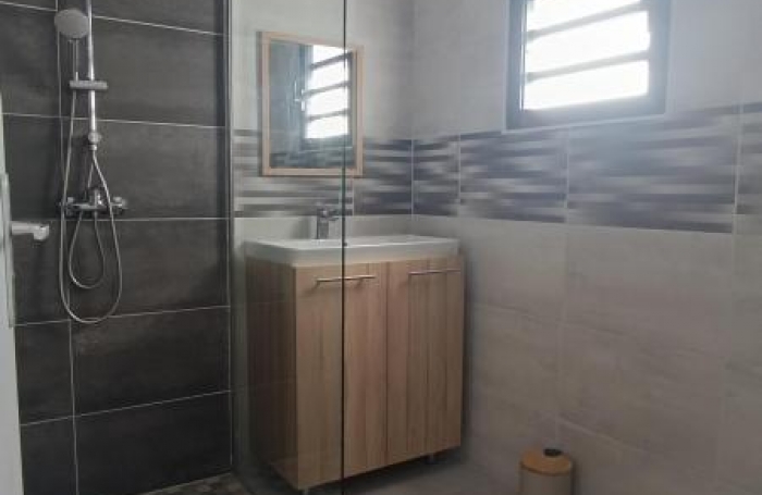 Location Maison 62m&sup2; 3 pi&#232;ces Le Tampon