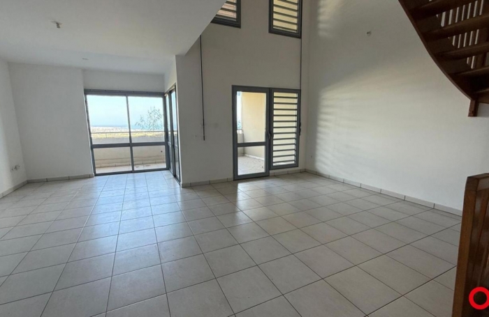 Vente Appartement 96.3m&sup2; 4 pièces Sainte Marie