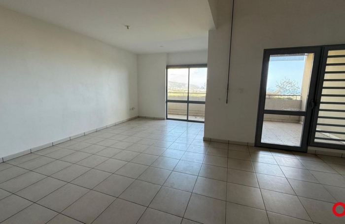 Vente Appartement 96.3m&sup2; 4 pi&#232;ces Sainte Marie