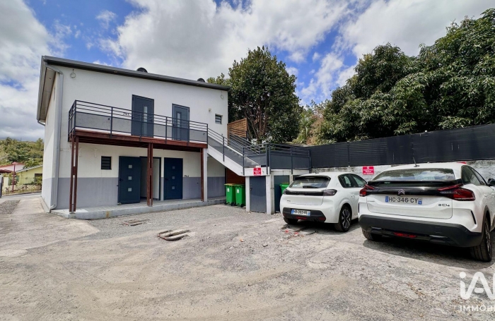 Location Fonds de commerce 40m&sup2; Rivière Saint Louis