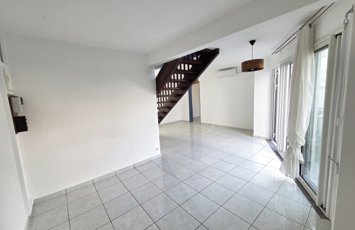 A louer en exclusivité : maison de ville T4 à Sainte Clotilde