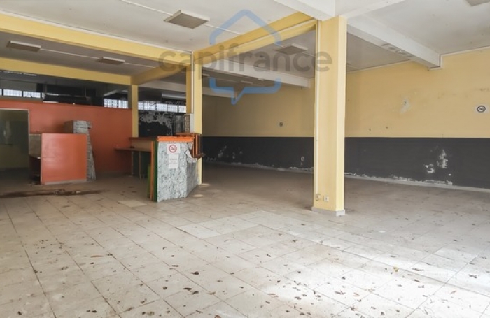 Vente Immeuble 330m&sup2; 2 pi&#232;ces Saint-Benoît