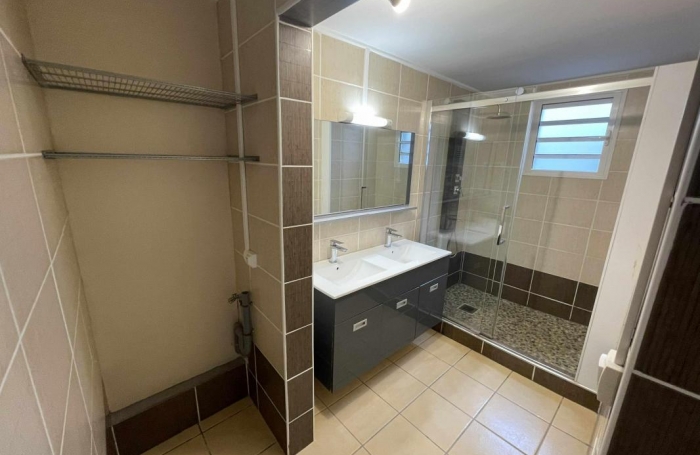 Location Maison 88.13m&sup2; 4 pi&#232;ces Saint Denis