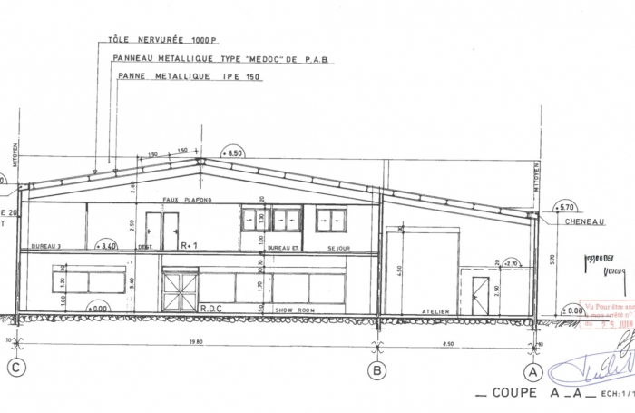 Local de 200 m2 sur terrain de 1000 m2