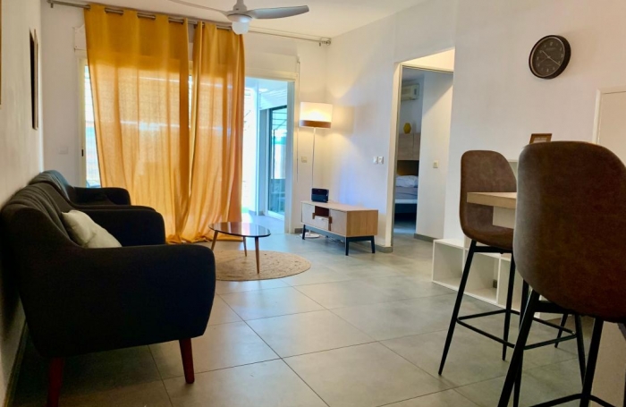 Vente Appartement 54m&sup2; 2 pi&#232;ces Saint Gilles les Bains