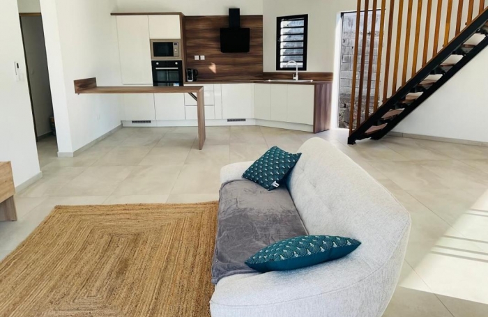 Vente Maison 122m&sup2; 5 pi&#232;ces Saint Gilles les Bains