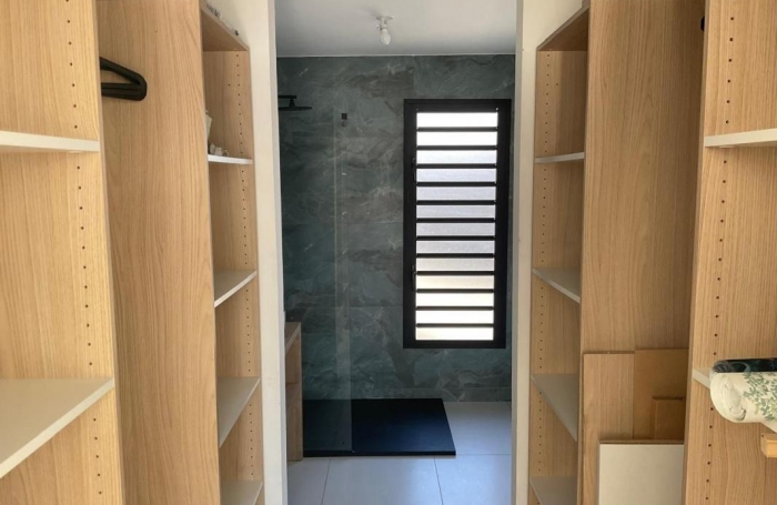 Vente Maison 122m&sup2; 5 pi&#232;ces Saint Gilles les Bains