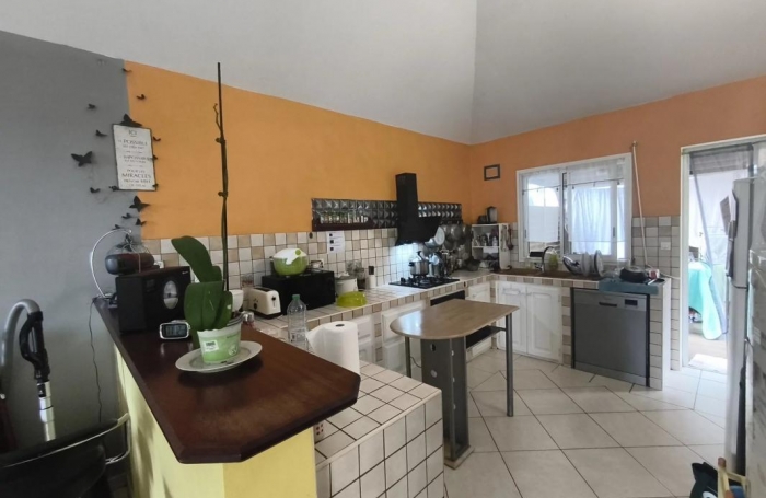 Location Maison 90m&sup2; 4 pi&#232;ces Saint Denis