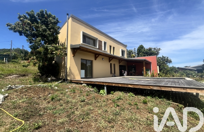 Vente Divers 140m&sup2; 4 pi&#232;ces Saint-Pierre