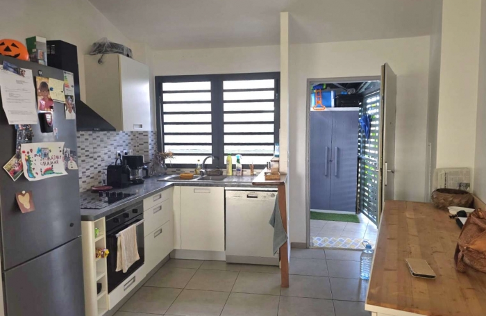 Vente Appartement 58.5m&sup2; 2 pi&#232;ces Les Avirons