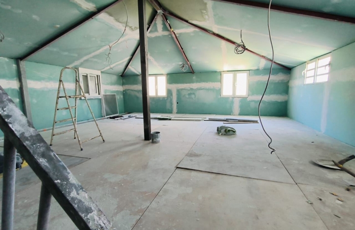 Local professionnel 100m2