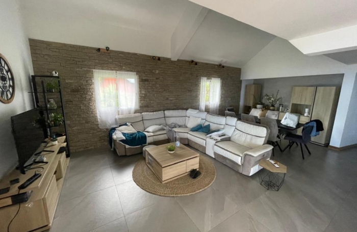 Vente Maison 220m&sup2; 6 pi&#232;ces Les Avirons