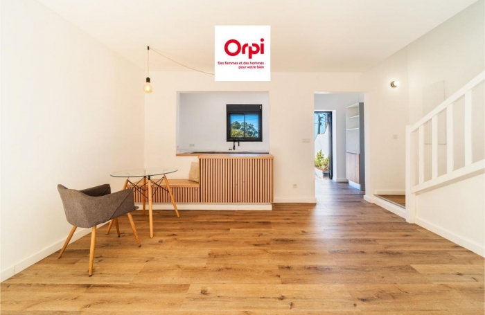 Vente Maison 90m&sup2; 4 pi&#232;ces Saint Gilles Les Hauts