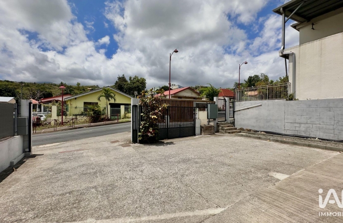 Location Fonds de commerce 40m&sup2; Rivière Saint Louis