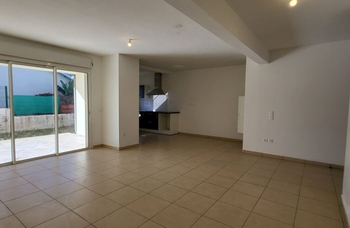 Grand appartement T4 d'exception-Sainte Suzanne