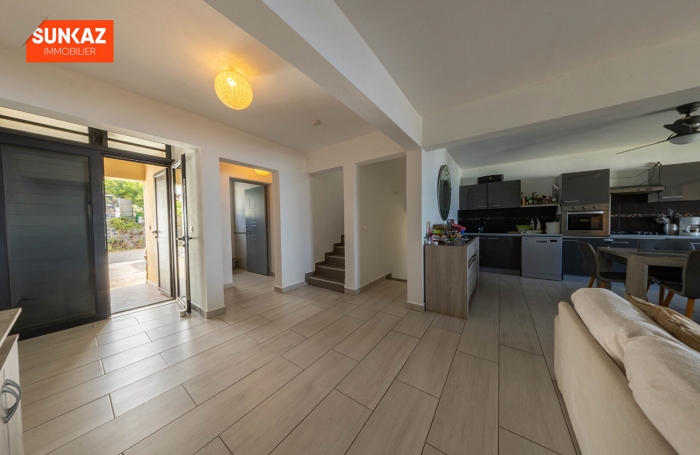 Location Maison 123m² 4 pièces Petite île
