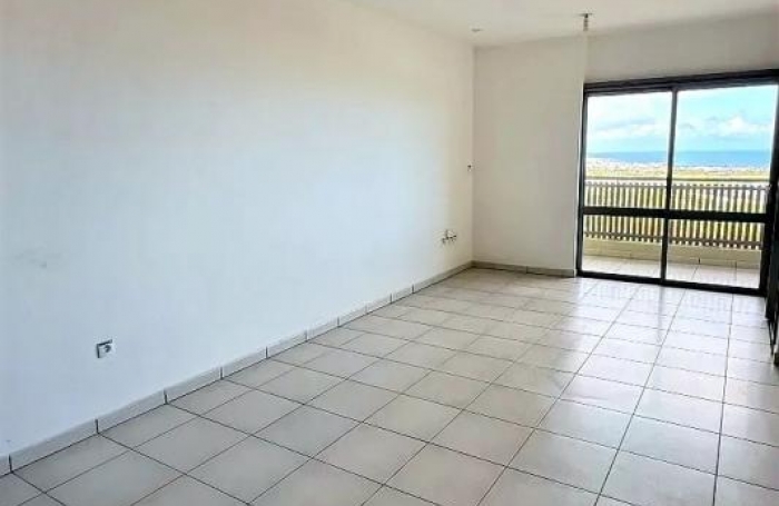 Vente Appartement 65.1m&sup2; 3 pi&#232;ces Sainte Marie