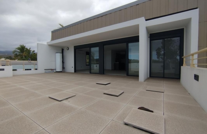 Location Appartement 94.6m&sup2; 4 pi&#232;ces Saint Gilles les Bains