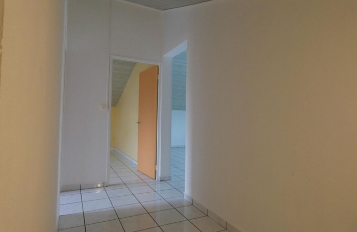Vente Maison 162m&sup2; 7 pi&#232;ces Le Tampon