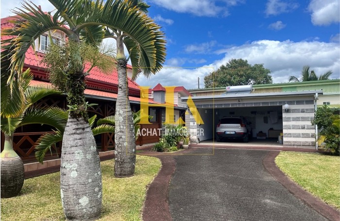 Location Local commercial 260m² Saint André