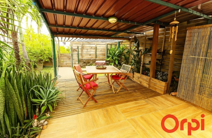 Vente Maison 182m&sup2; 8 pi&#232;ces Piton Saint Leu