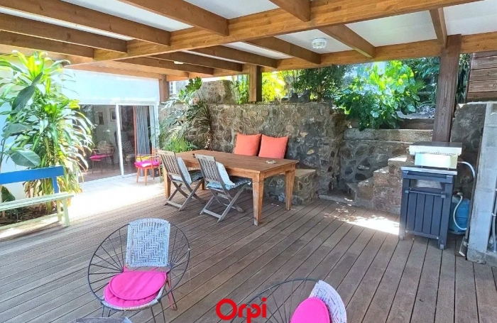 Vente Maison 182m&sup2; 8 pi&#232;ces Piton Saint Leu
