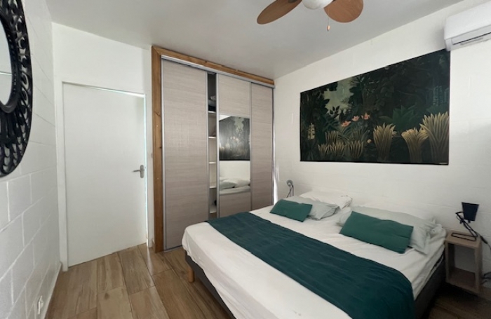 Studio à 300 mètres de la Plage Saline Les bains