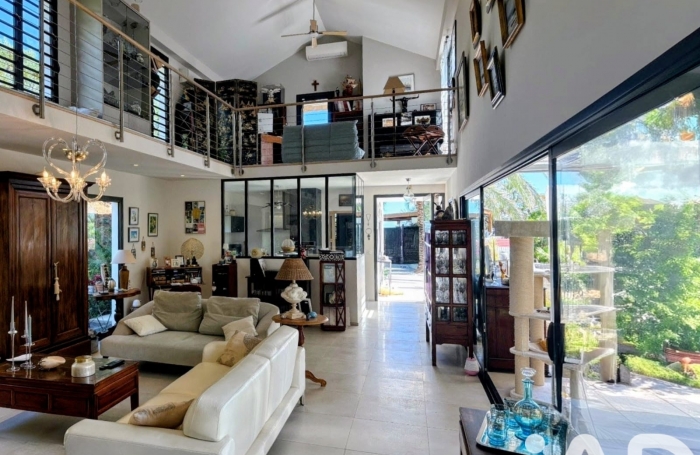 Vente Divers 185m&sup2; 6 pi&#232;ces Saint Paul