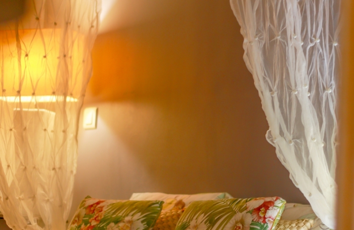 Vente Maison 681m&sup2; 17 pièces Saint Gilles Les Hauts