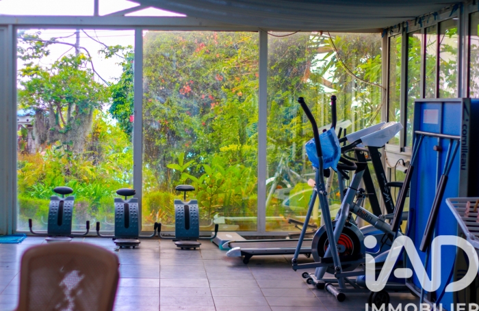 Vente Maison 681m&sup2; 17 pièces Saint Gilles Les Hauts