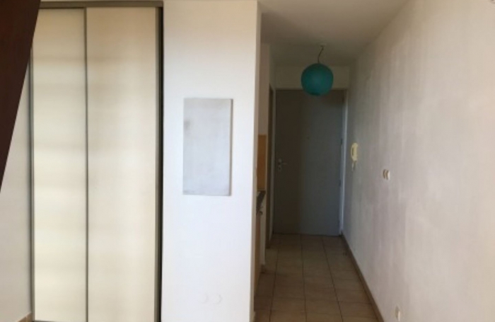 Location Appartement 19.7m&sup2; 1 pi&egrave;ce Sainte Clotilde
