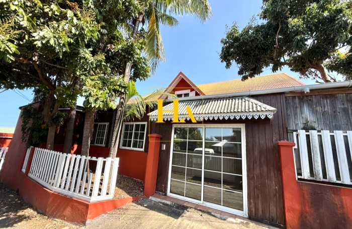 Vente Immeuble 300m&sup2; 11 pi&egrave;ces Le Tampon